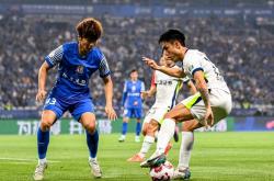 开云体育下载包含武汉三镇转会期刷新队史纪录，志在欧冠名次提升，质疑声仍在，资深球员宣示担当的词条